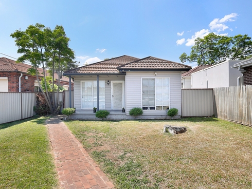 54 Endeavour Road Georges Hall, NSW 2198